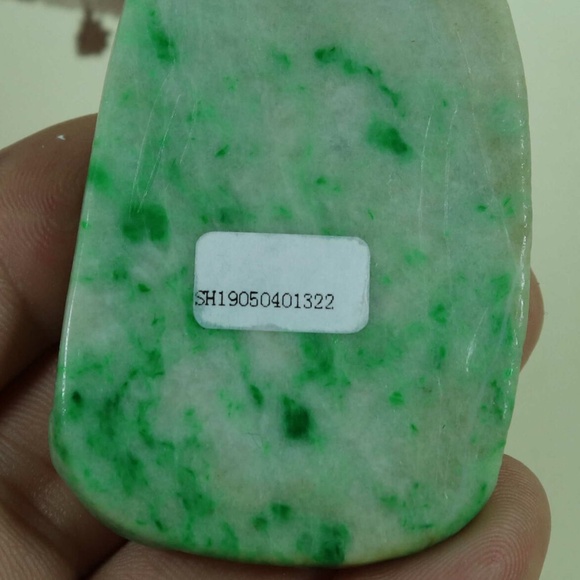 Cert'd Green 100% Natural A Jade jadeite Pendant Carved landscape - Picture 9 of 11